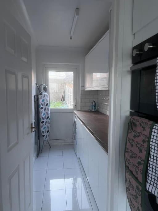 Home In Basildon, Essex Esterno foto
